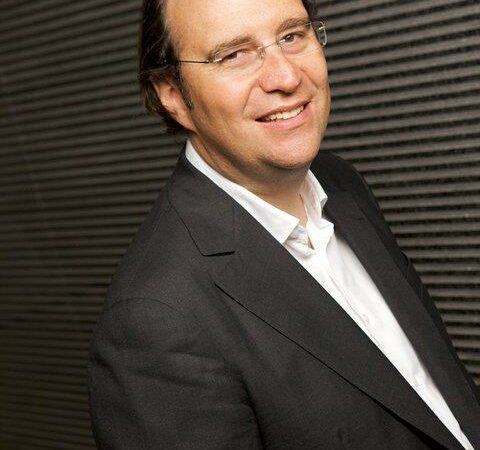 Xavier Niel : Le milliardaire français investit dans le projet de cryptomonnaie de Facebook