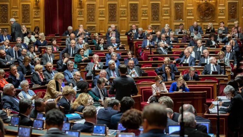 Impôt : le gouvernement fait un joli cadeau fiscal aux élus locaux