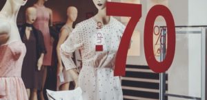 Des soldes dans un magasin de vêtements en Allemagne.