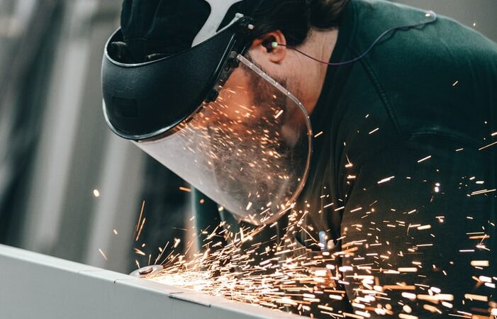 France : la production industrielle a baissé de 16,2% en mars