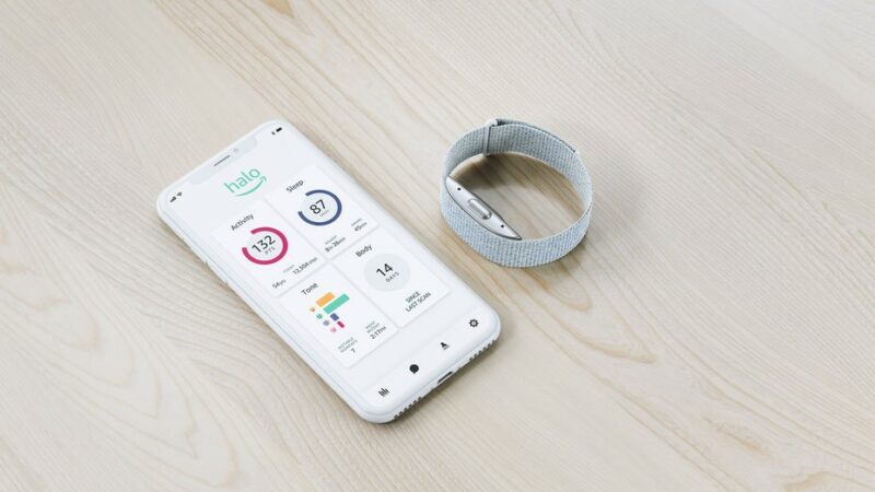 E-santé : Amazon se lance avec Halo Band, un bracelet connecté