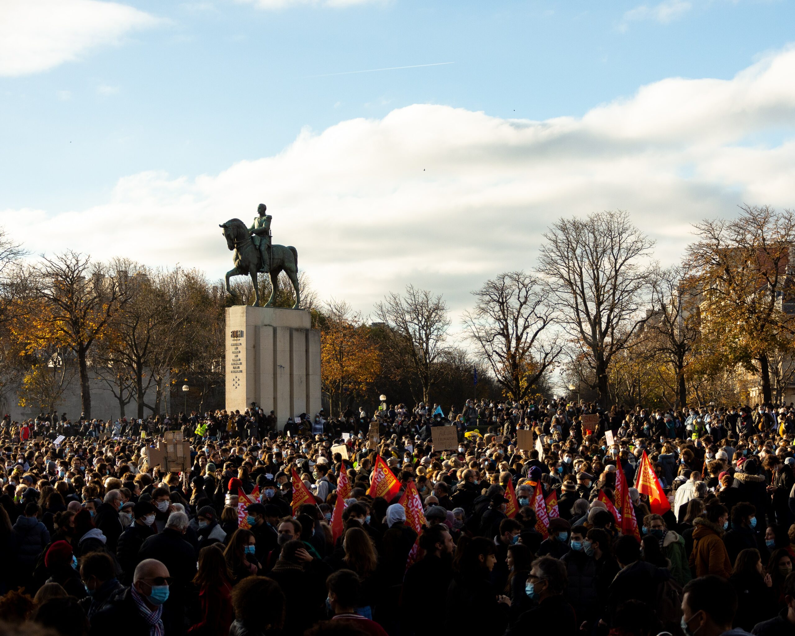 Une manifestation au Trocadéro, Paris, France.
