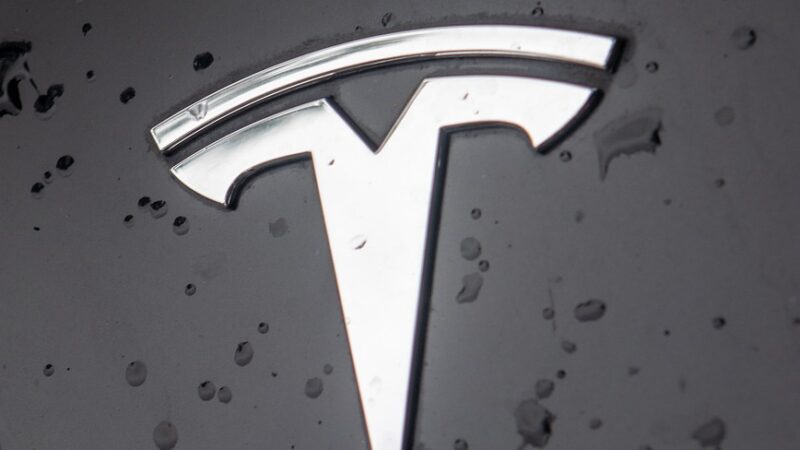 Tesla Optimus : le robot qui va (presque) tout changer