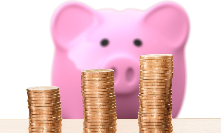 Apprentissage : le gouvernement réduit les aides à l’embauche pour économiser 700 millions d’euros